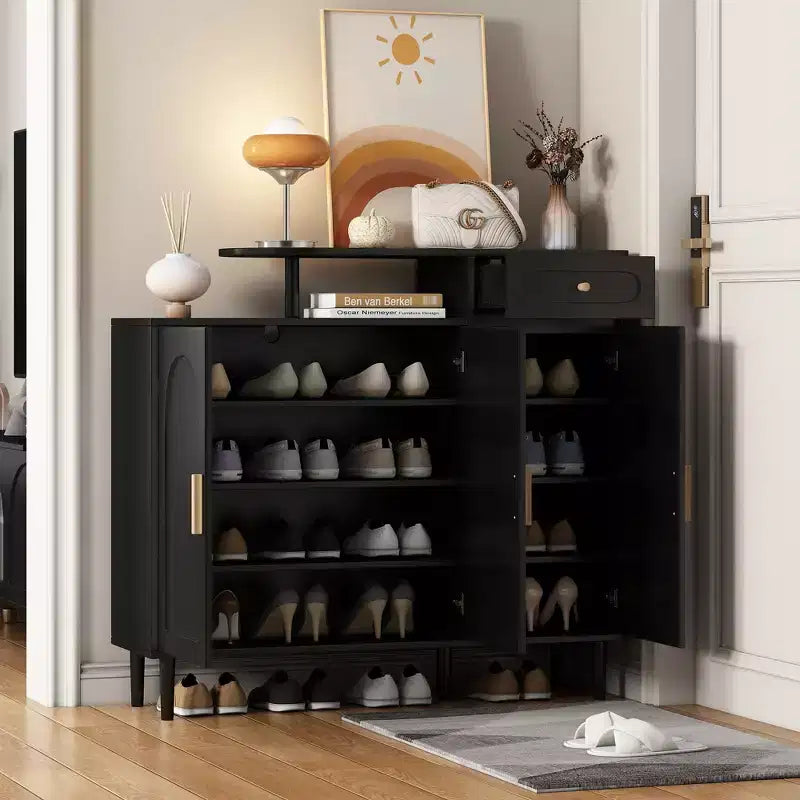 JVNOXK Meuble à chaussures élégant et raffiné, buffet de rangement couleur crème avec étagères réglables et pieds en bois massif, noir