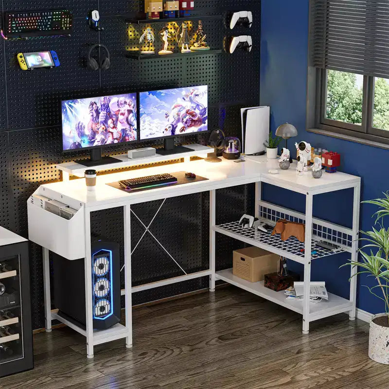 Bureau de jeu d'angle en L avec lumières, prise de courant et rangement, petit bureau d'ordinateur avec support d'écran et étagères de rangement
