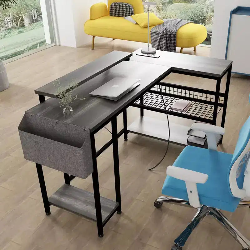 Bureau de jeu d'angle en L avec lumières, prise de courant et rangement, petit bureau d'ordinateur avec support d'écran et étagères de rangement