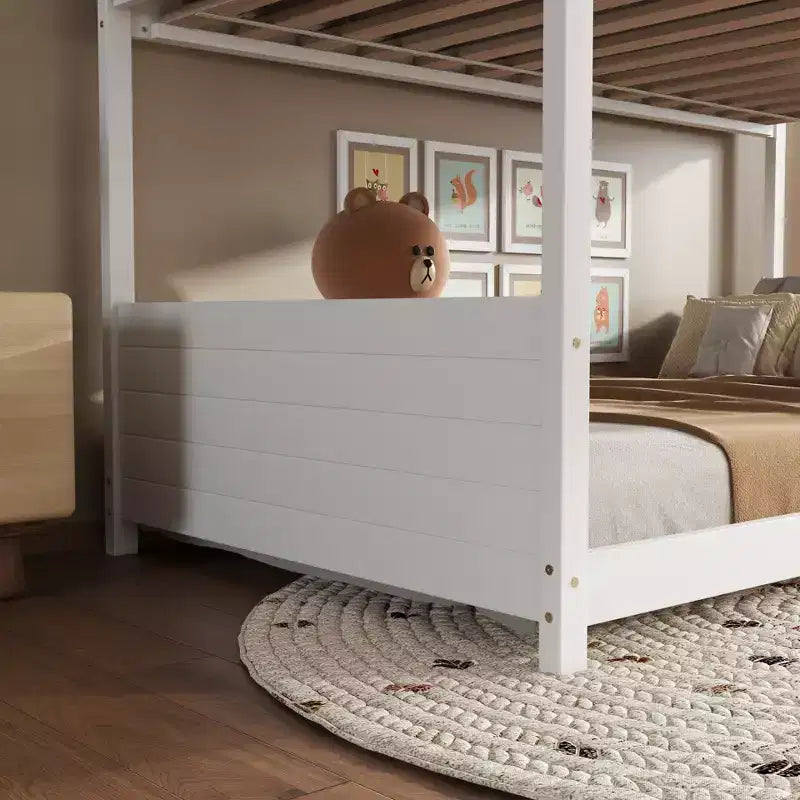 Lit superposé maison jumeau sur jumeau, lit superposé bas en bois avec cadre de toit, garde-corps et échelle, cadre de lit pour enfants en bois d'hévéa