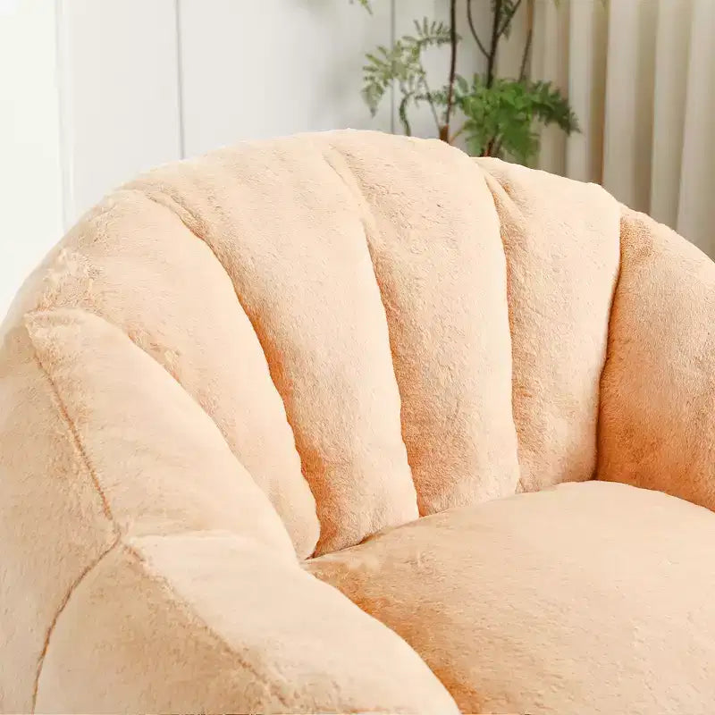 Pouf poire moderne en fausse fourrure avec accoudoirs