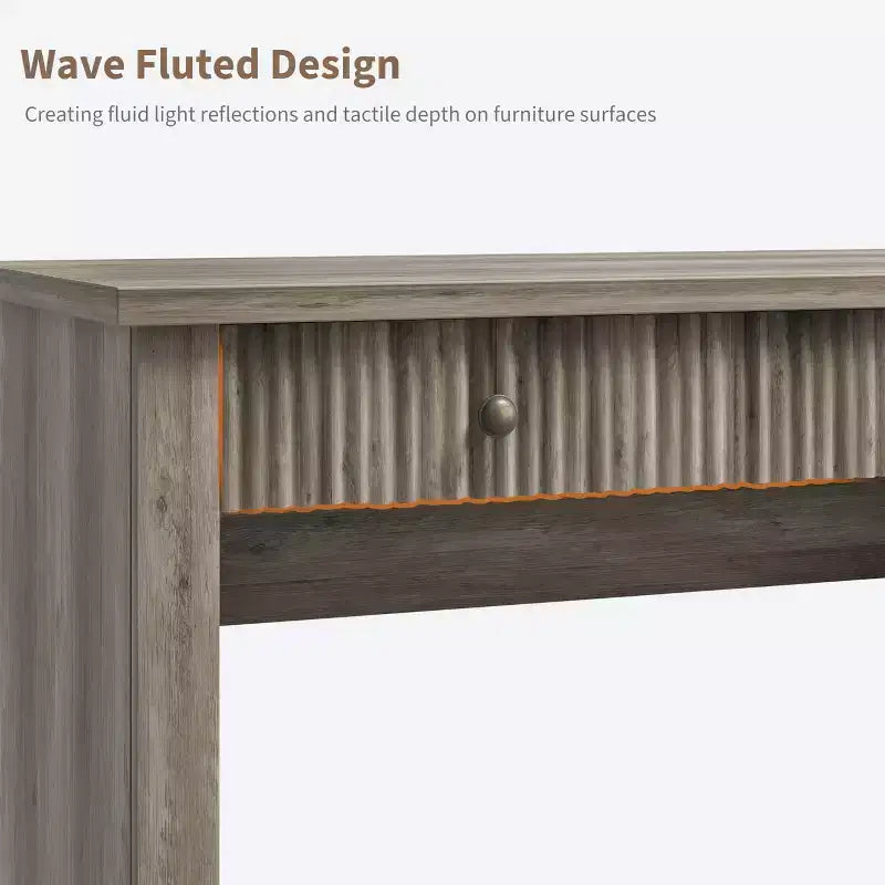 Bureau de direction moderne 54 pouces avec station de charge et tiroirs de classement, bureau d'ordinateur en bois cannelé avec rangement pour l'étude à domicile