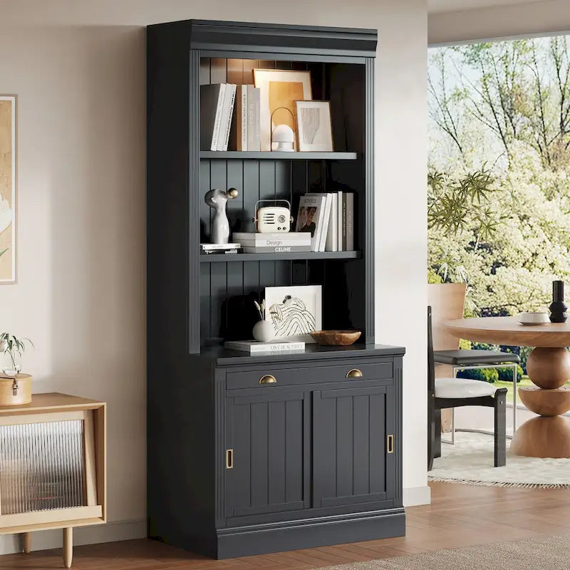Étagère haute moderne avec éclairage LED et options de rangement polyvalentes